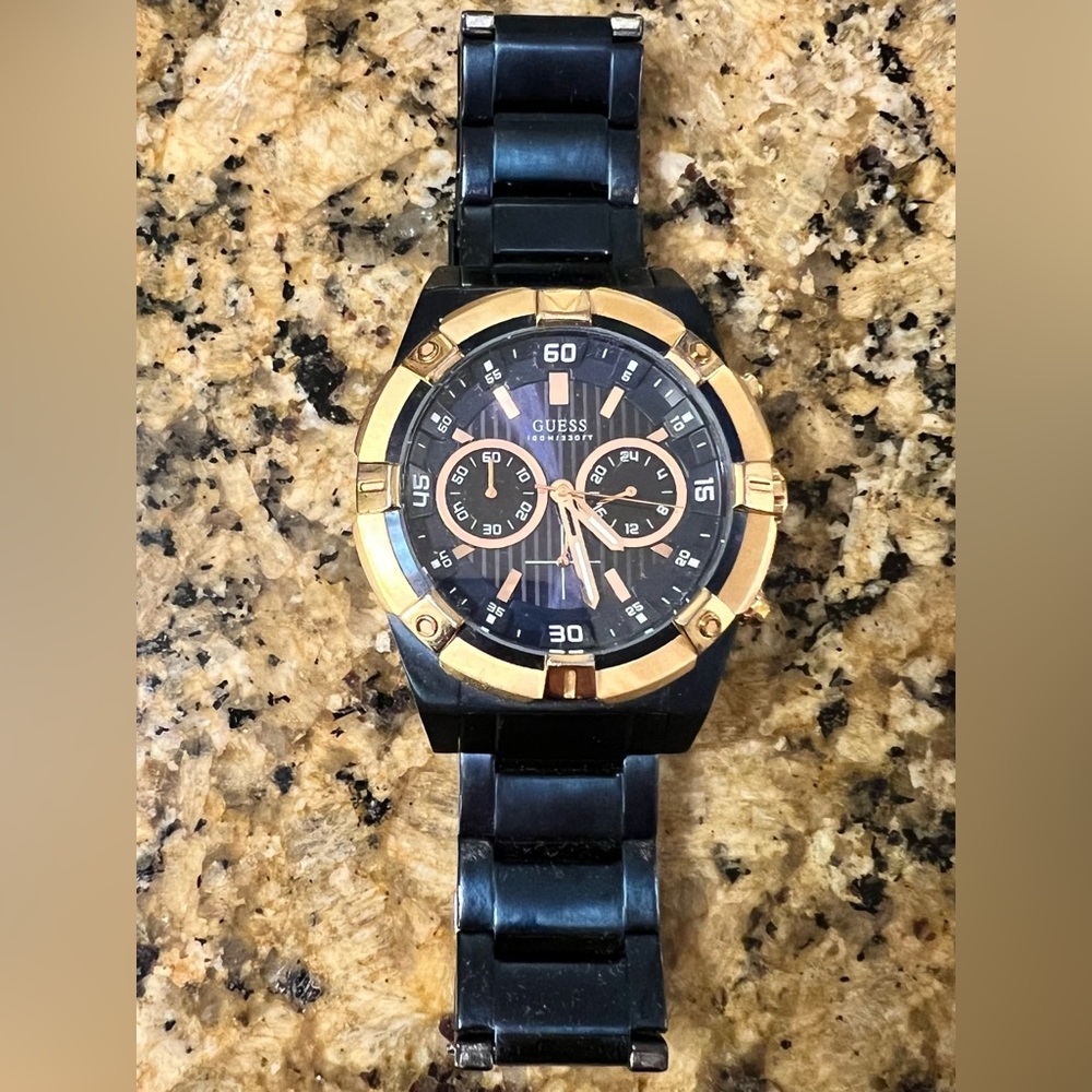 GUESS Jolt Men's Watch